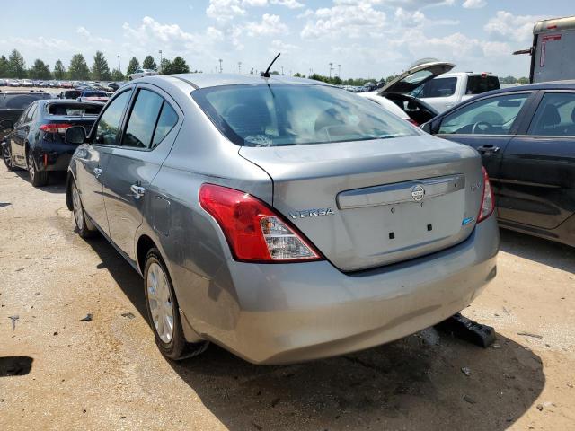 3N1CN7AP6CL879937 - 2012 NISSAN VERSA S 银色 照片 2