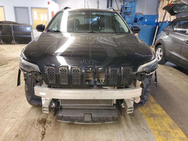 1C4PJMLB2KD320691 - 2019 JEEP CHEROKEE LATITUDE PLUS BLACK photo 5