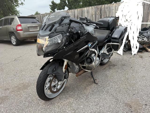 WB10A1300GZ194143 - 2016 BMW R1200 RT BLACK photo 2