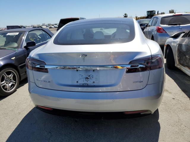 5YJSA1E20JF287087 - 2018 TESLA MODEL S ვერცხლისფერი ფოტო 6