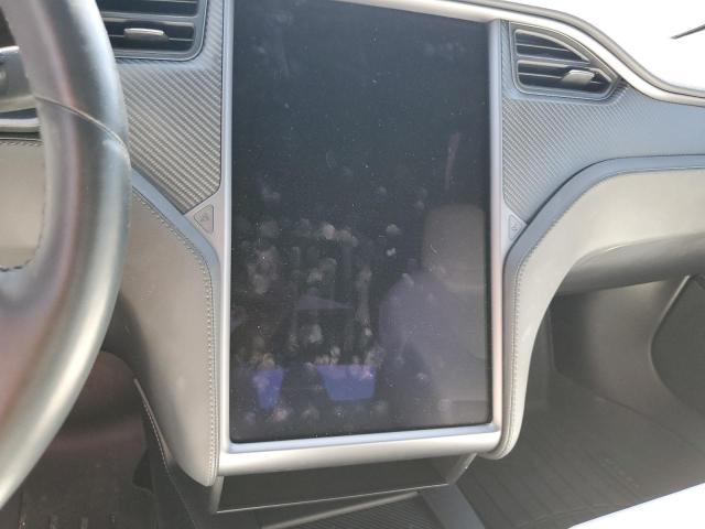 5YJSA1E20JF287087 - 2018 TESLA MODEL S ვერცხლისფერი ფოტო 9