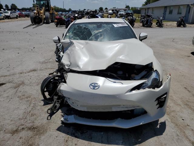 JF1ZNAE12L8753430 - 2020 TOYOTA 86 GT WHITE photo 5