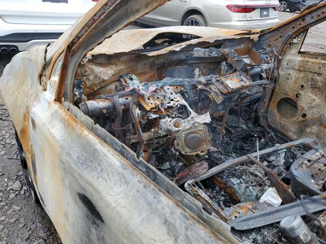 JTMJFREV8JJ741116 - 2018 TOYOTA RAV4 SE BURN photo 9