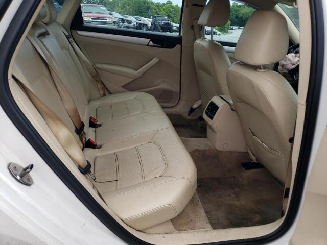 1VWBH7A32DC056543 - 2013 VOLKSWAGEN PASSAT SE WHITE photo 10