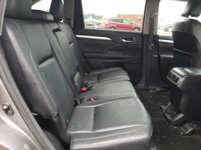 5TDJKRFHXGS320255 - 2016 TOYOTA HIGHLANDER XLE Մոխրագույն լուսանկար 11