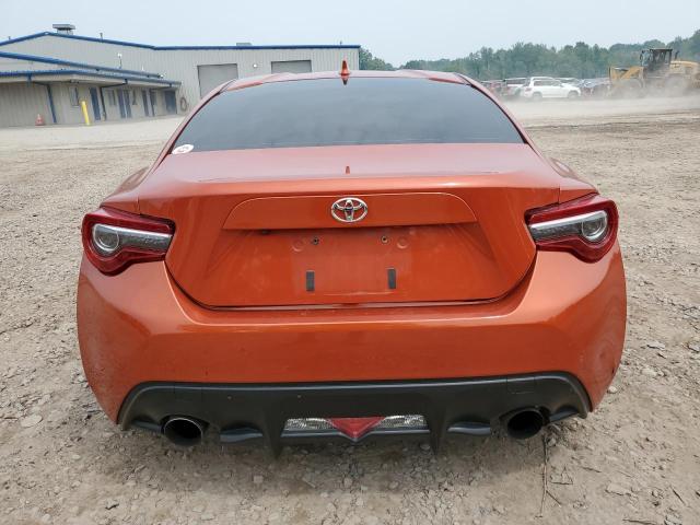 JF1ZNAA13H9710660 - 2017 TOYOTA 86 BASE ORANGE photo 6