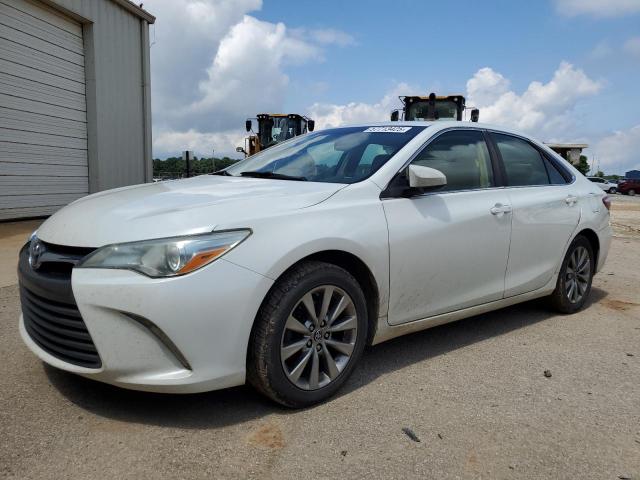 2015 TOYOTA CAMRY LE, null