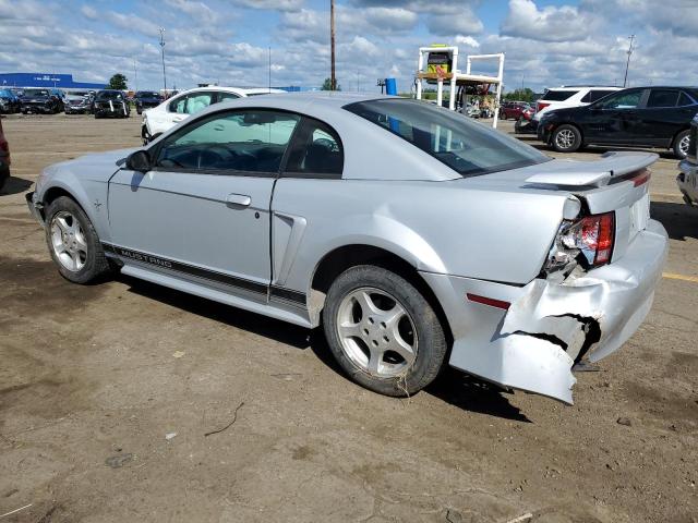 1FAFP40442F160369 - 2002 FORD MUSTANG SILVER photo 2