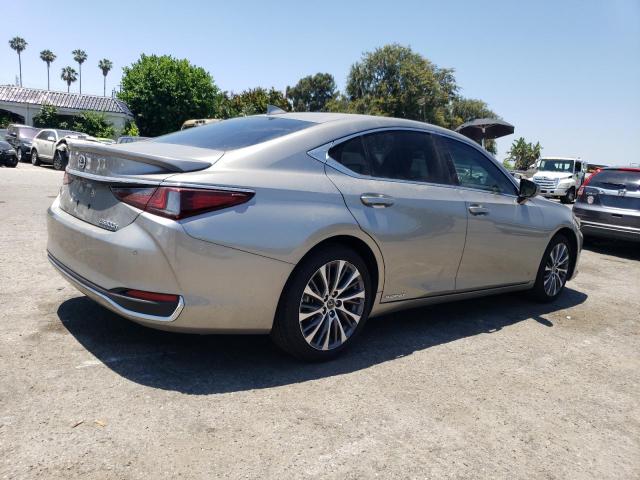 58ADA1C12MU001839 - 2021 LEXUS ES 300H SILVER photo 3