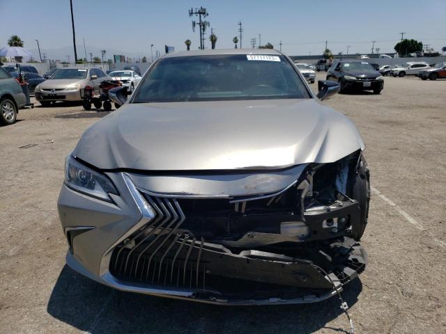 58ADA1C12MU001839 - 2021 LEXUS ES 300H SILVER photo 5