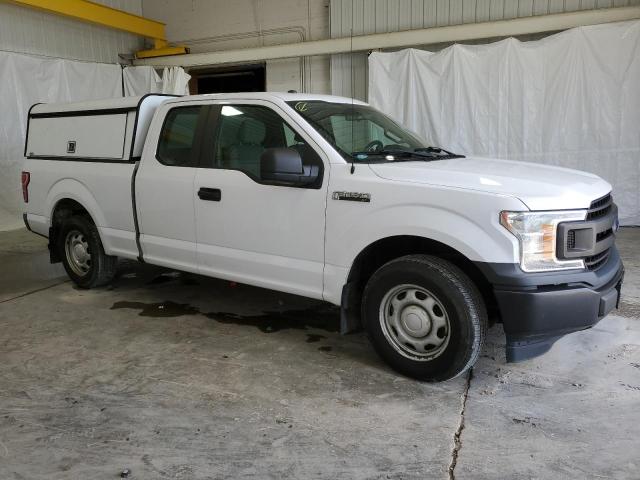 1FTEX1CB5JKF06305 - 2018 FORD F150 SUPER CAB WHITE photo 4