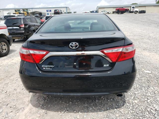 4T1BF1FK6GU578768 - 2016 TOYOTA CAMRY SE LE Siyah fotoğraf 6