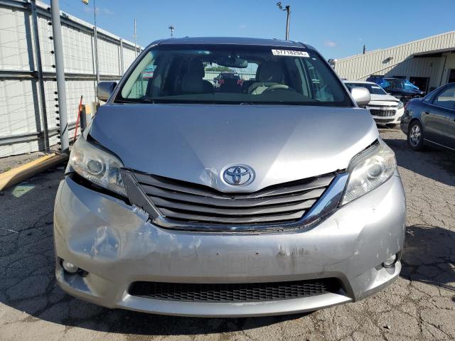 5TDYK3DC9ES445523 - 2014 TOYOTA SIENNA XLE SILVER photo 5