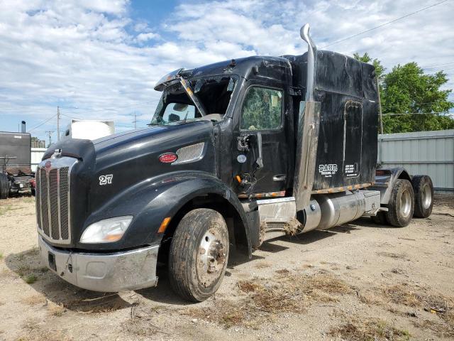 1XPBD49X2FD203833 - 2015 PETERBILT 579 BLACK photo 2