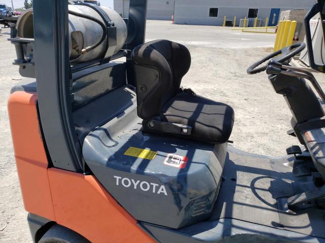 17036 - 2015 TOYOTA FORKLIFT ORANGE photo 6