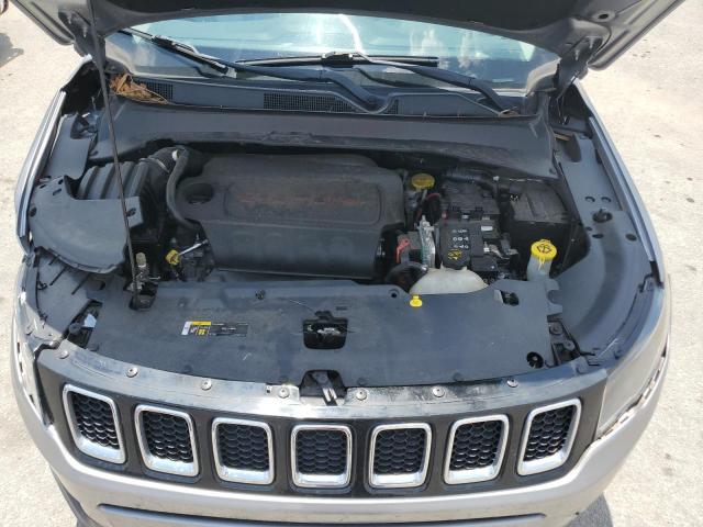 3C4NJCBB3JT469378 - 2018 JEEP COMPASS LATITUDE GRAY photo 12