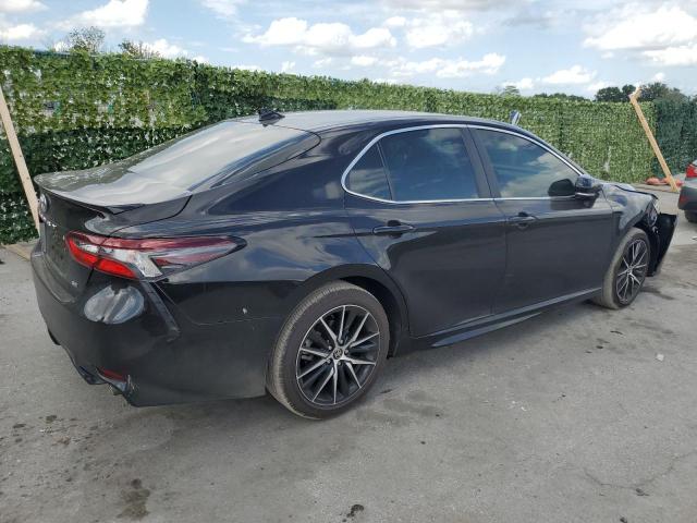 4T1G11AK0RU255699 - 2024 TOYOTA CAMRY SE NIGHT SHADE BLACK photo 3