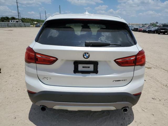 WBXHT3C53K3H34819 - 2019 BMW X1 XDRIVE28I WHITE photo 6