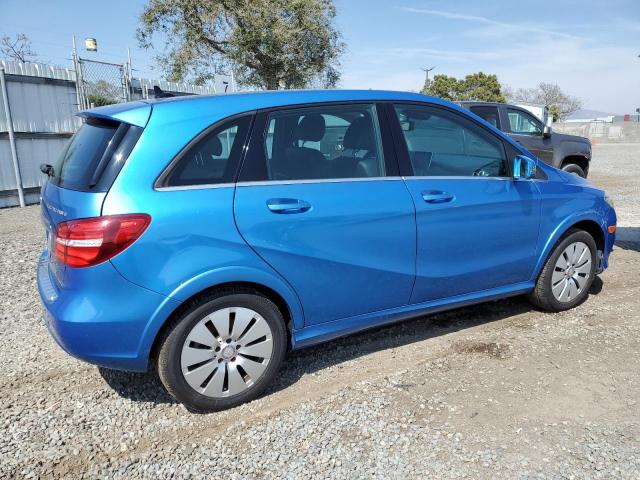 WDDVP9AB1FJ004895 - 2015 MERCEDES-BENZ B ELECTRIC BLUE photo 3