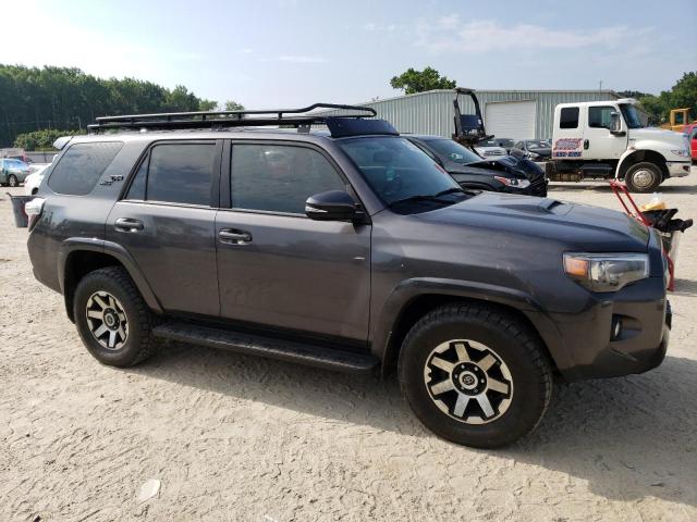 JTEBU5JR6J5571077 - 2018 TOYOTA 4RUNNER SR5/SR5 PREMIUM 灰色 照片 4