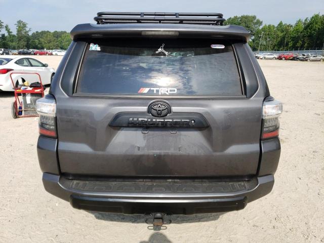 JTEBU5JR6J5571077 - 2018 TOYOTA 4RUNNER SR5/SR5 PREMIUM GRAY photo 6