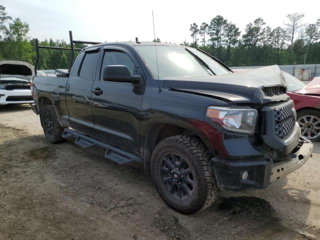 5TFUW5F19KX818608 - 2019 TOYOTA TUNDRA DOUBLE CAB SR/SR5 BLACK photo 4
