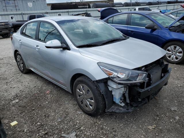 3KPA24ABXJE095116 - 2018 KIA RIO LX SILVER photo 4