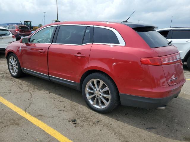 2LMHJ5AT9CBL53121 - 2012 LINCOLN MKT RED photo 2