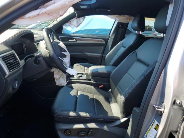 1V2HE2CA4PC210239 - 2023 VOLKSWAGEN ATLAS CROS SE Argent photo 7