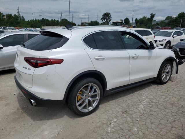 ZASFAKBN9J7C00533 - 2018 ALFA ROMEO STELVIO TI WHITE photo 3