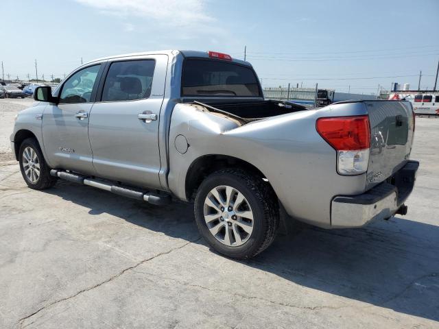 5TFHW5F18BX205235 - 2011 TOYOTA TUNDRA CREWMAX LIMITED SILVER photo 2