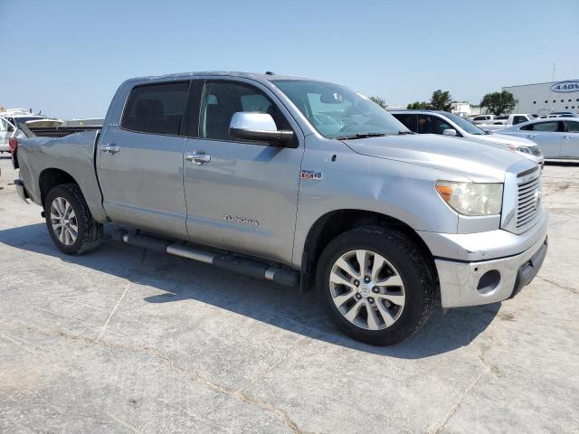 5TFHW5F18BX205235 - 2011 TOYOTA TUNDRA CREWMAX LIMITED SILVER photo 4