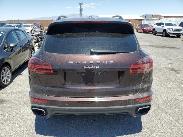 WP1AA2A20JKA06611 - 2018 PORSCHE CAYENNE PURPLE photo 6