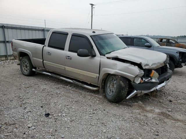 1GCHK23255F911435 - 2005 CHEVROLET silverado K2500 HEAVY DUTY SILVER photo 4