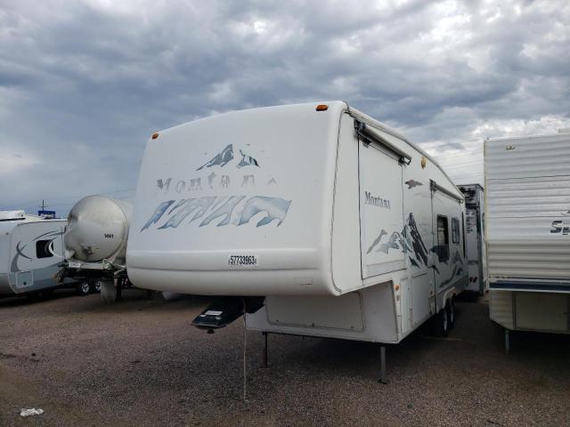 4YDF295244D508471 - 2004 KEYSTONE MONTANA WHITE photo 2