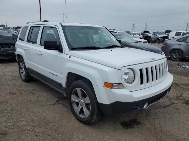 1C4NJPFA0HD131171 - 2017 JEEP PATRIOT LATITUDE WHITE photo 4