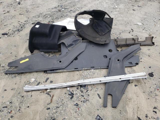 5YJSA1DN2DFP05875 - 2013 TESLA MODEL S Արծաթագույն լուսանկար 12