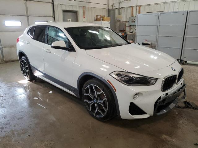 WBXYJ5C36JEF77192 - 2018 BMW X2 XDRIVE28I WHITE photo 4