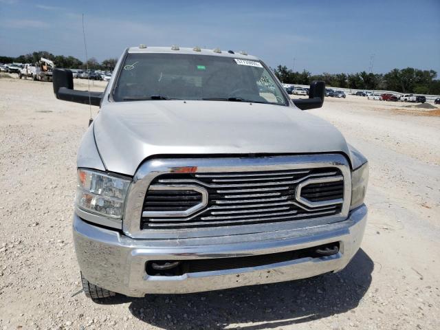 3C63RRGL6JG330687 - 2018 RAM 3500 ST SILVER photo 5
