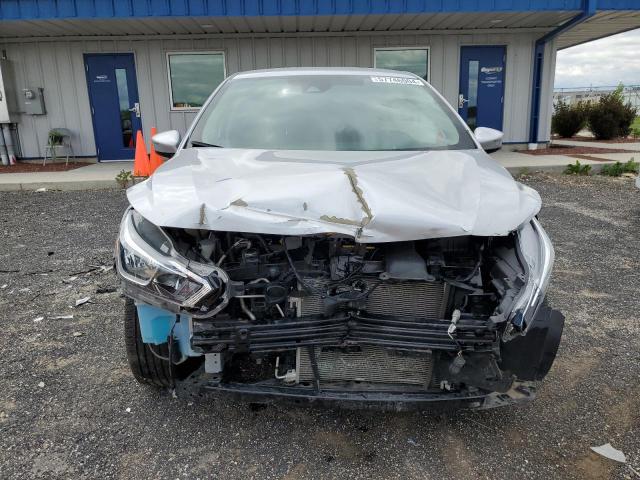 3N1CN8EV7LL876785 - 2020 NISSAN VERSA SV SILVER photo 5