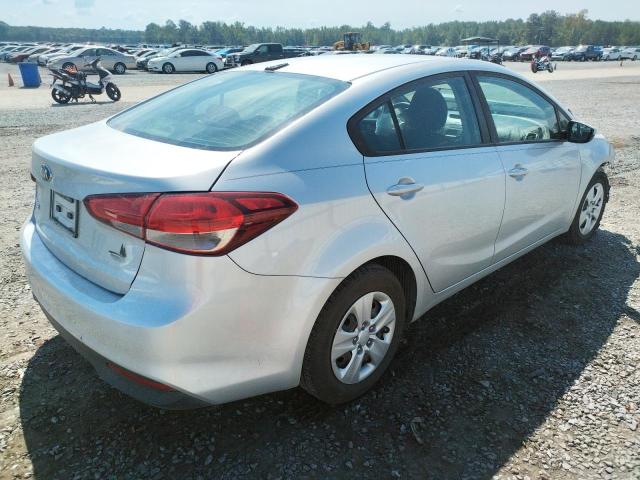 3KPFK4A78JE167853 - 2018 KIA FORTE LX SILVER photo 4