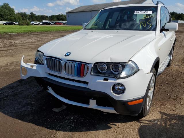 WBXPC93469WJ27776 - 2009 BMW X3 XDRIVE30I WHITE photo 9