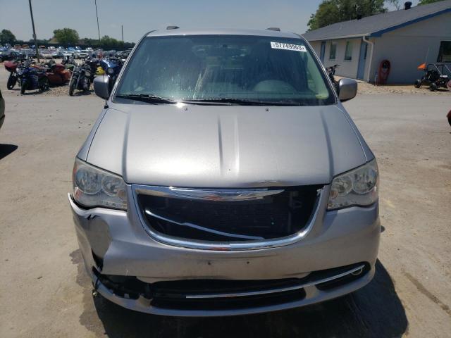 2C4RC1BG2DR808568 - 2013 CHRYSLER TOWN & COU TOURING 银色 照片 5