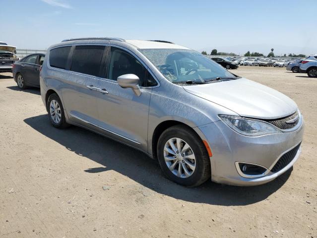 2C4RC1BG4KR651753 - 2019 CHRYSLER PACIFICA TOURING L SILVER photo 4