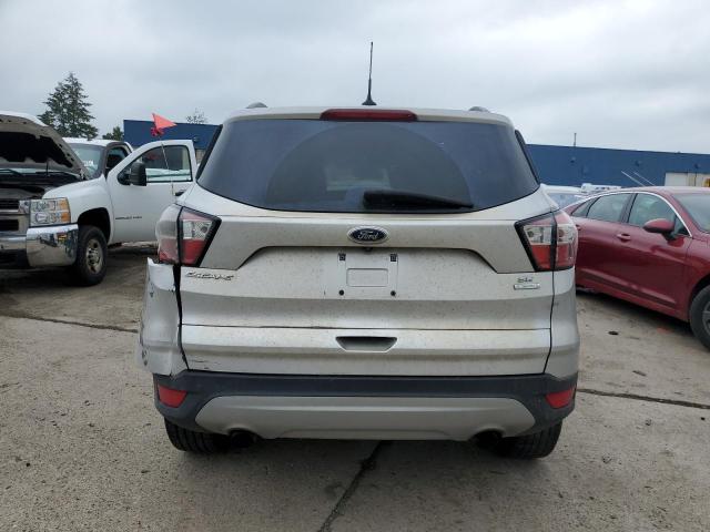 1FMCU0GD6JUC31887 - 2018 FORD ESCAPE SE SILVER photo 6