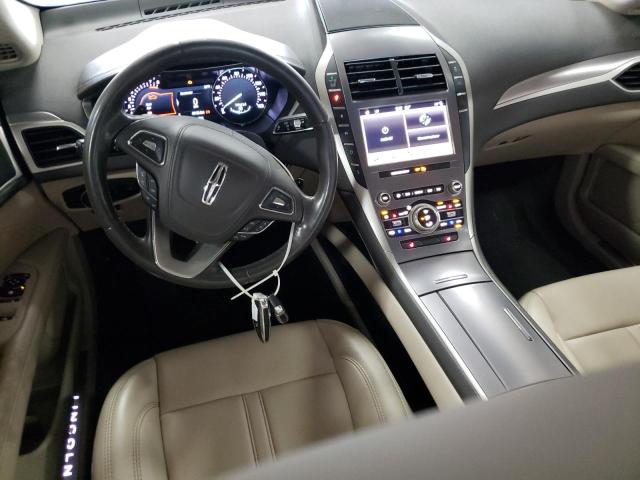 3LN6L5A99KR617665 - 2019 LINCOLN MKZ WHITE photo 8