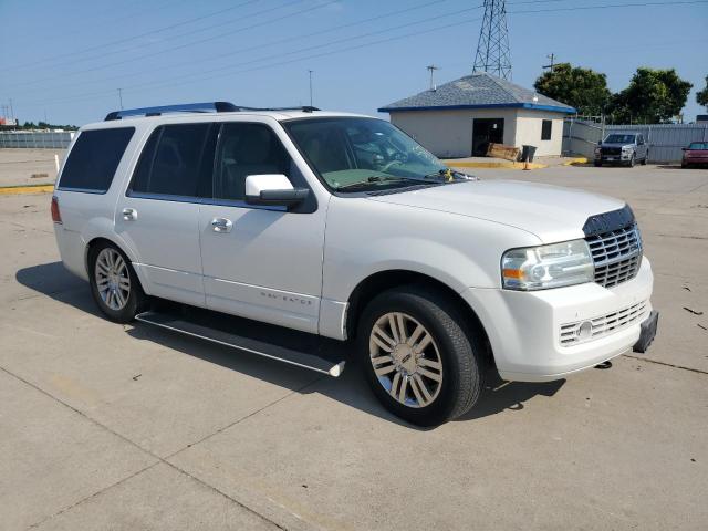 5LMFU27569LJ00233 - 2009 LINCOLN NAVIGATOR თეთრი ფოტო 4