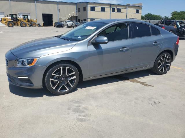 YV126MFL0J2456595 - 2018 VOLVO S60 DYNAMIC GRAY photo 1