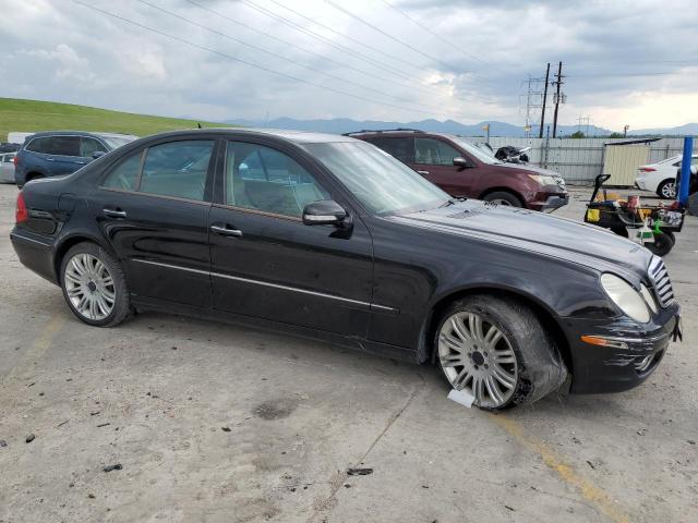 WDBUF87X18B205617 - 2008 MERCEDES-BENZ E 350 4MATIC BLACK photo 4