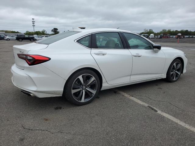 19UUB5F46RA001391 - 2024 ACURA TLX TECHNOLOGY WHITE photo 3